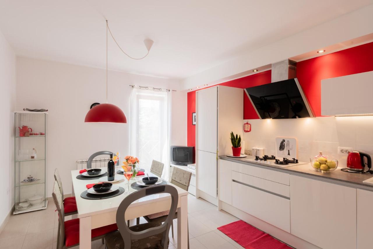 Apartment Anna Pula Exteriör bild